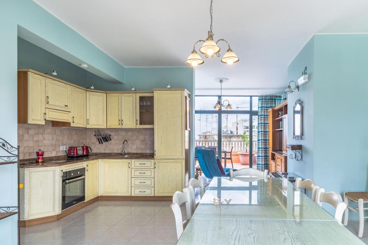 Fantastic 3 Bedroom Duplex Penthouse With Terrace สลีมา ภายนอก รูปภาพ